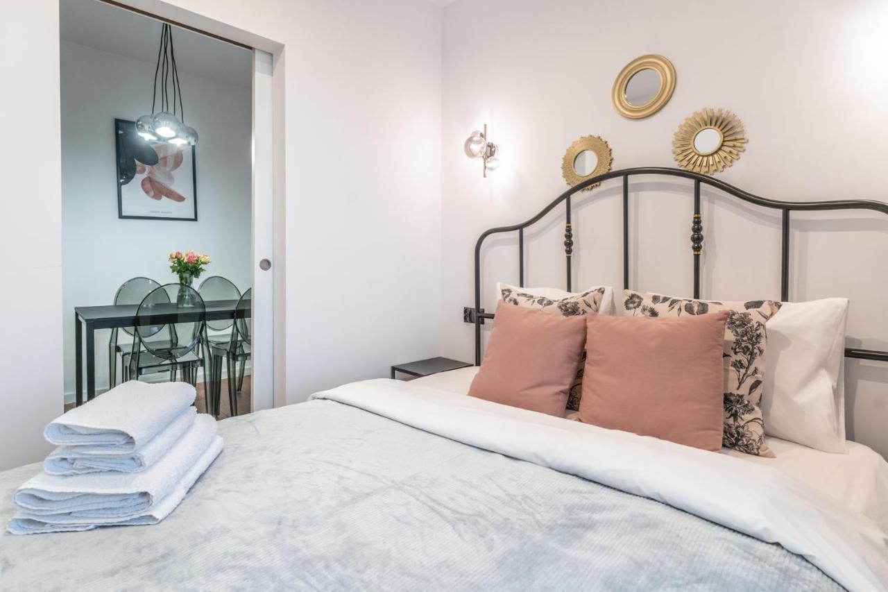 Apartament Krolowa Luiza Zabrze Esterno foto